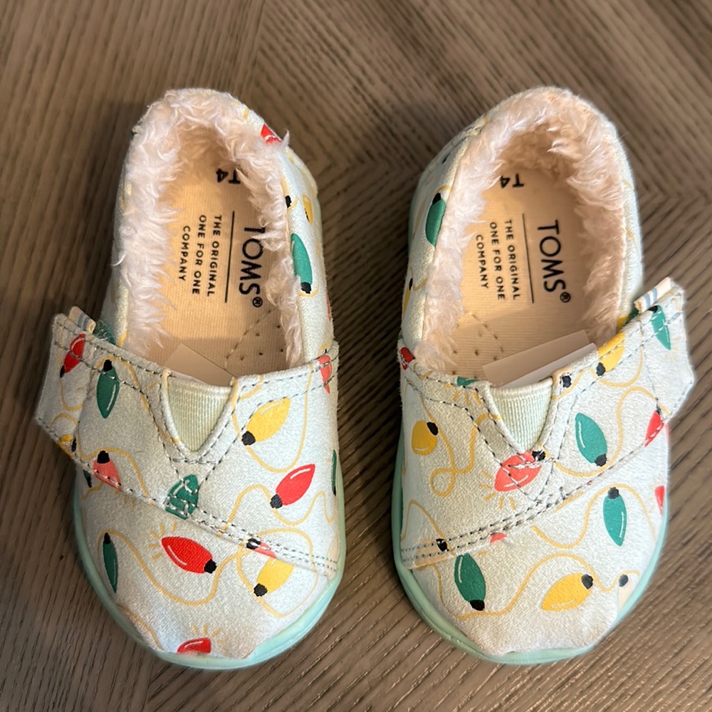 Toms